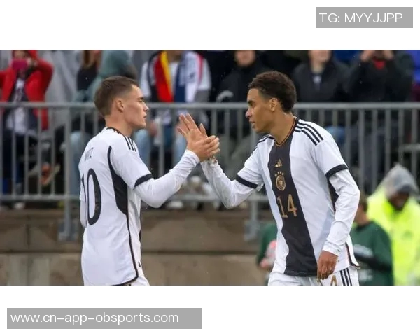 拜仁门将佩雷茨正式租借加盟南安普顿至本赛季结束